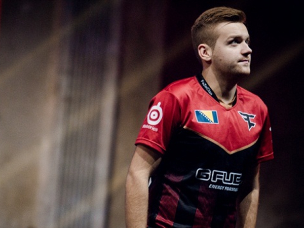 NAVI 击败 Apeks ，Liquid 战胜 BBL Esports 在 VCT 2025： EMEA 第一阶段