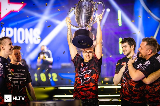 【lpl战报】RNG 2-0 UP：RNG状态回暖 Cryin直面老东家遗憾落败