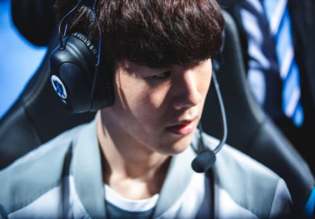 我们真的必须依赖老人为C吗？ Flandre 的杰斯可以在龙战中带领团队， Anyone's Legend 领先