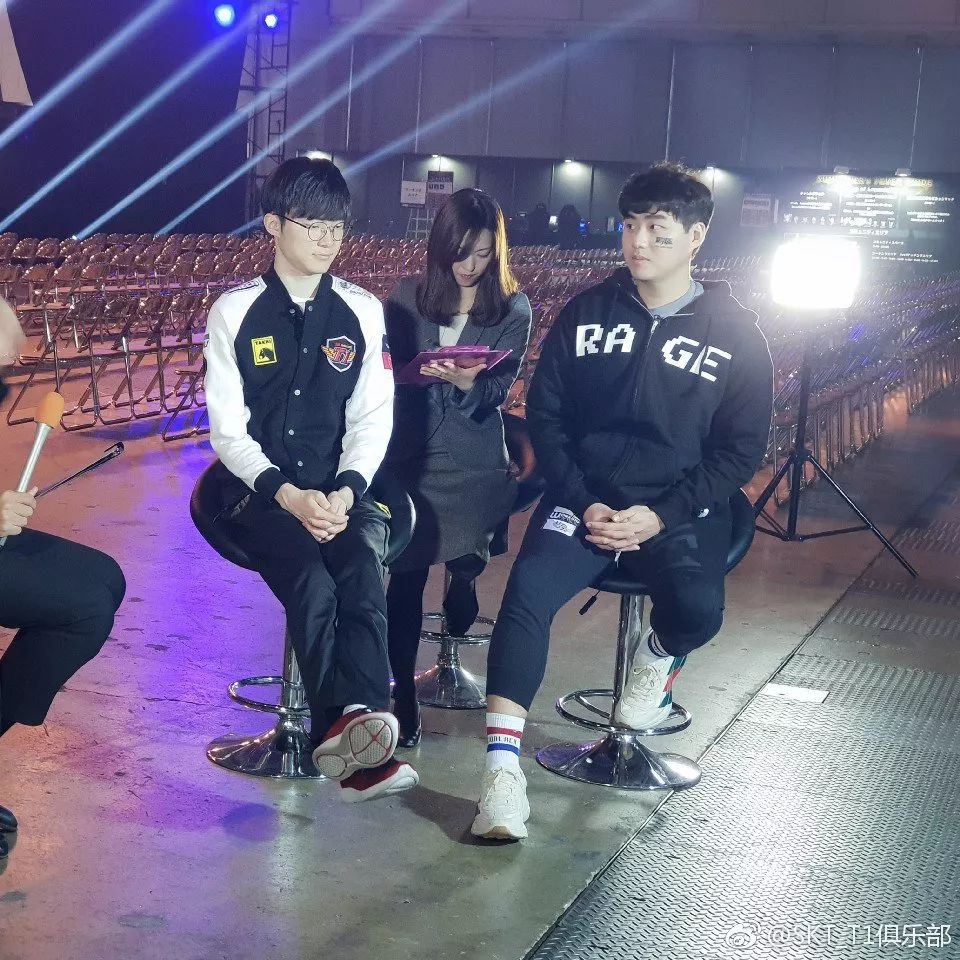 Spinx成为了新的 Mouz 玩家